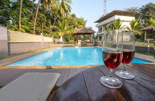 Akshi Villa | StayVista at Sparsh Villa