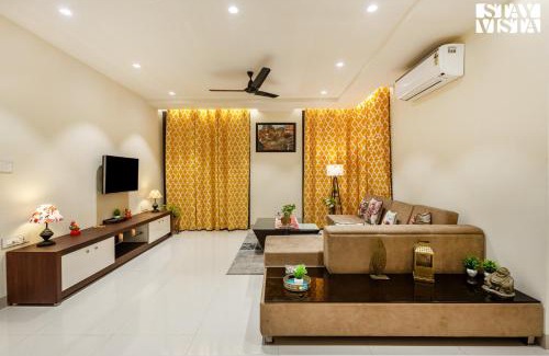 Mahmoorganj Apartment | StayVista at Sunrise Apartment with Heater, WiFi