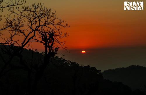 Naina Range Villa | StayVista at Sunset Springs with Pool & Views