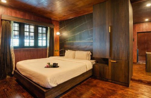 Ooty Villa | StayVista at The Berg valley view