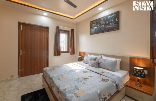 Jaipur District Villa | StayVista at The Binclave with Bar, Pvt Indoor Pool & Bonfire