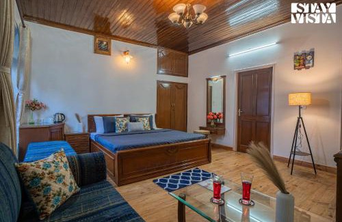 Nainital House | StayVista at The Northern Lake House with Balcony
