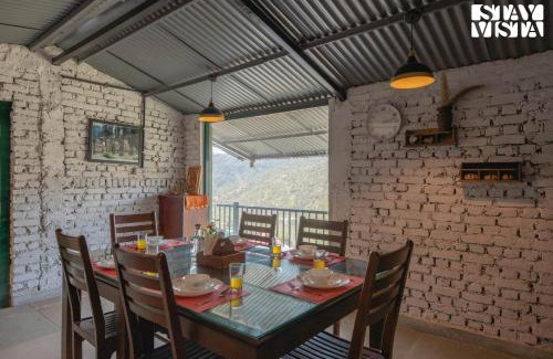 Kaul Villa | StayVista at The Sage Brook - Lawn & Bonfire