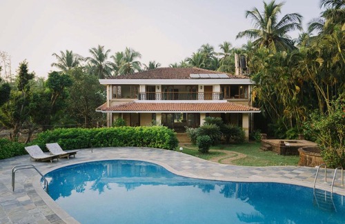 Nagaon Villa | StayVista at Tranquil Bay- Exclusive getaway in Alibaug
