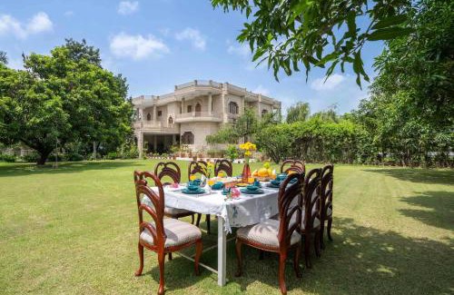 Ugapur Villa | StayVista at Villa Gardenia The Garden Villa - Aurai