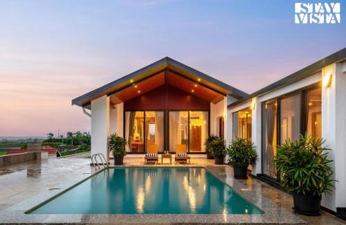 Igatpuri Villa | StayVista at Whispering Meadows - Pool, AC & View