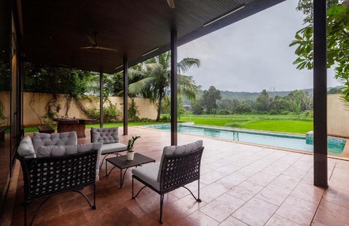 Parra Villa | StayVista Bella Antlia 3BHK, with Pvt Pool & Paddy view- Parra, North Goa