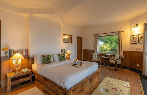 The Mall Road Villa | StayVista Mellow Cottage Scenic view near Mall Road