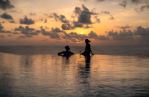 Murud Villa | StayVista's Casa Bella - Sea-View Villa with Infinity Pool, Jacuzzi, Games, Entertainment, and Spa Room