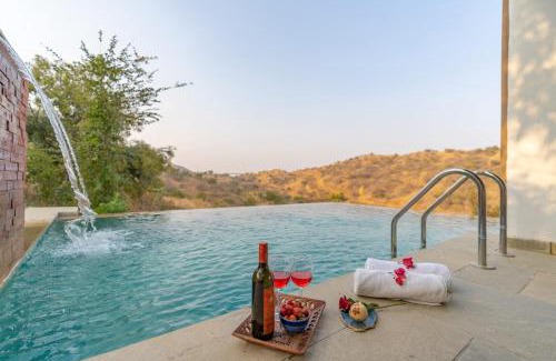 Bedla Villa | StayVista's Sage Scenery - Mountain-View Villa with Infinity Pool & Terrace