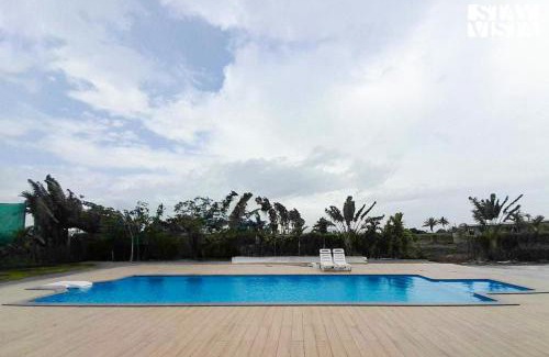 Nashik Villa | StayVista's Silver Grove - Serene Haven with Expansive Lawn & Terrace