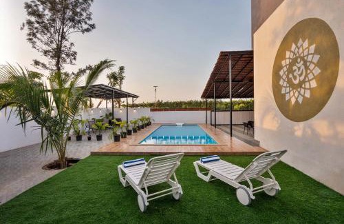 Nashik Villa | StayVista's Vinho Sunsets - Farm-View Villa Near Sula with Pool & Terrace