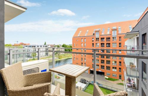 Old Town Apartment | Staywin Riverfront Lofts