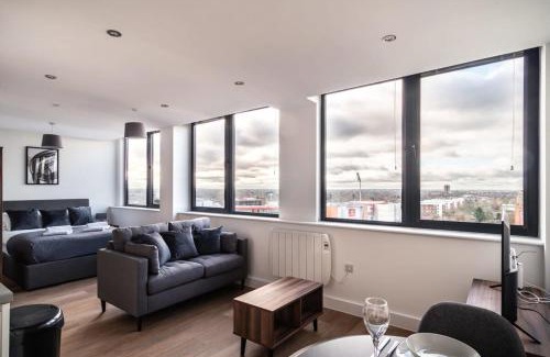 Old Trafford Apartment | StayZeni, Alexandra Rise Manchester Studio