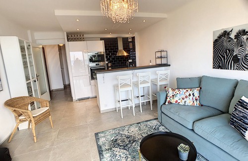 Le Suquet Apartment | STE 231L - Apartment for 4 people in Cannes