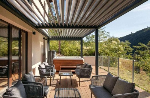 Hradistko Villa | Stechovice SHR081 Comfortable holiday residence