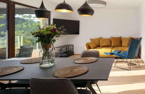 Hradistko Villa | Stechovice SHR081 Comfortable holiday residence