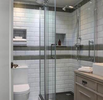 Redbrook Apartment | Steeple View - Romantic Wye Valley Country House Studio Apartment - Dog Friendly