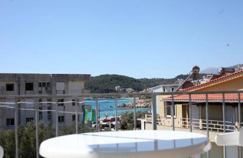 Himare Hotel | Stef & Stam Nerantzis