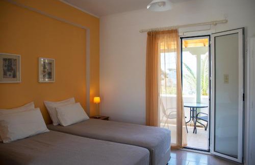 Aegina Town Apartment | Stefanie Studios