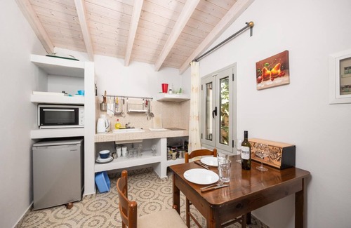 Koutsi Apartment | Stefanos Cottage - One Bedroom Apartment, Sleeps 2