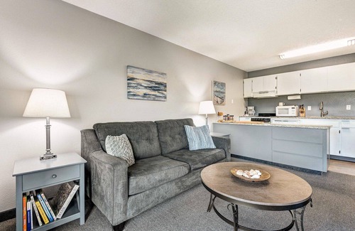 Orchard District Condo | "Steidl Hands" Riverfront Condo-No Better Place in Bend