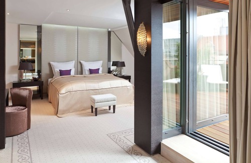 Old Town Hotel | Steigenberger Icon Grandhotel Handelshof