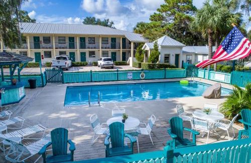 Steinhatchee Hotel | Steinhatchee River Inn and Marina