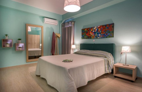 Mirthios Apartment | Stella in the Village Suites