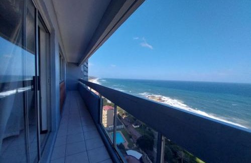 Kingsborough Apartment | Stella Maris 194 Amazimtoti Self Catering accommodation