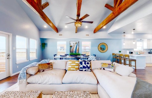 Surfside Beach House | Stella Maris