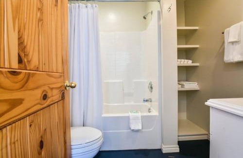 Moab Apartment | Stella Ruby Cottages (Scarlet) - Steps to Downtown!