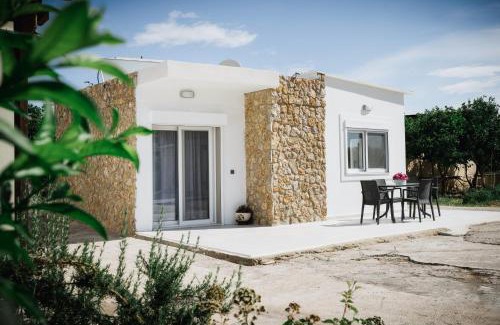 Tingaki House | Stella's Holiday House