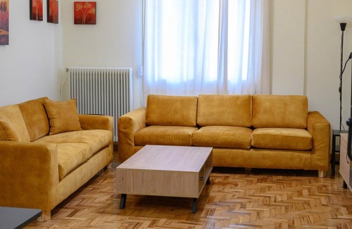 Trikala Apartment | Stella’s Minimal Lodge