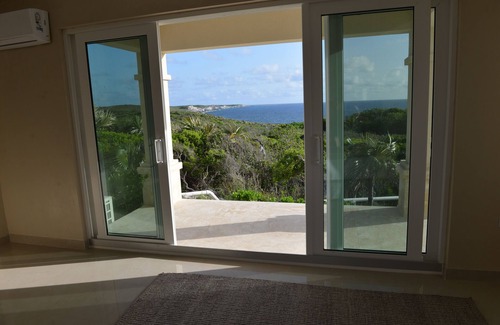 Stella Maris Villa | Stella Views has stunning 360 degree views of Long Island, Atlantic & Caribbean