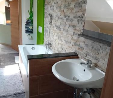 Crimmitschau Apartment | Stellas Monteurwohnungen