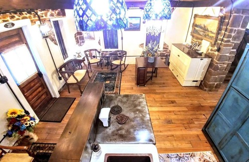 Lindsborg Cottage | Stenhuset: Stunning Historic "1877 Stone House"