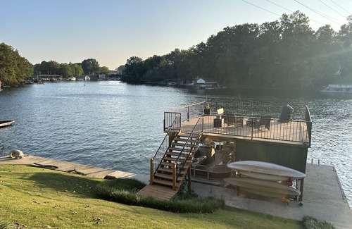 Florence Condo | Stenson Hollow Lake Condo