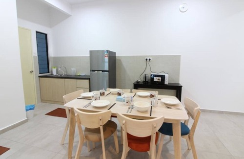 Malacca City Apartment | Step-In @ Whale Atlantis Residence