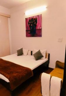 Malviya Nagar Apartment | Step Inn The Luxury