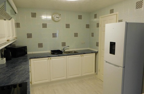 Amroth Apartment | Stepaside Holiday Home