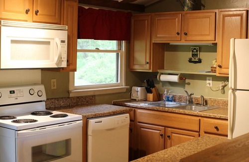 Luray House | Stepping Stone Cabin