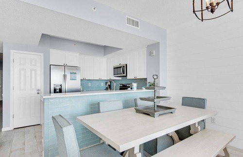 Miramar Beach Condo | ☀Steps 2 Beach-Sweeping Gulf Views-Indoor/Outdoor Pool-2BR Majestic Sun 813B☀