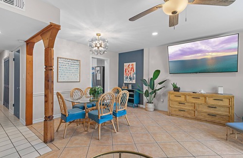 Destin House | Steps 2 Priv Bch~Pools~Renovated~PetFriendly~SouthBay by the Gulf 122 Salty Paws