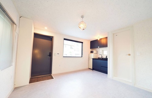 Sindangil-tong Apartment | Steps away from DDP, Airport Bus, DongDaeMun Shopping Malls [Timeless Rooftop]
