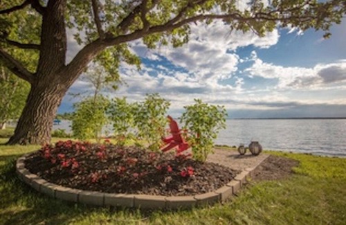 Glenwood House | Steps away to Lake, deck w/lake views, dock or fishing & swimming, fire pit!