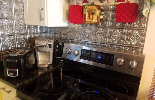 Clearwater Beach Cottage | Steps from Beach, Pets OK, Daily Rentals, Historic Beach Cottage