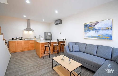 La Paz House | Steps from Beach, Pool & Dining, Central Location