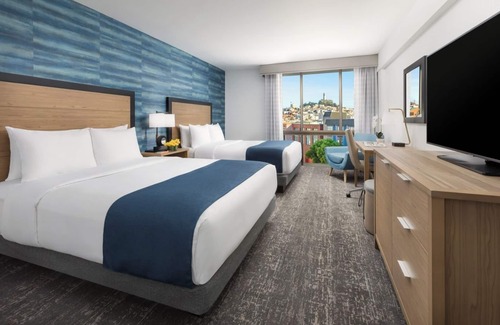Fisherman's Wharf Hotel | Steps from Fisherman's Wharf | Stunning City View Room | Pool Access