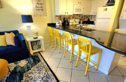 Fort Walton Beach Condo | Steps From Paradise- Island Sands 104